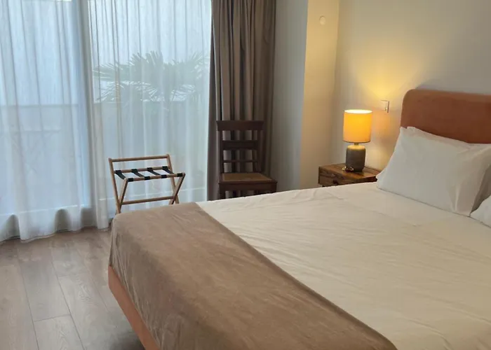 Ribeira Flores 59 Downtown *